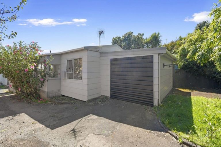 Photo of property in 84a Buller Street, New Plymouth, 4312