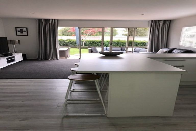 Photo of property in 40 Dover Street, St Albans, Christchurch, 8014