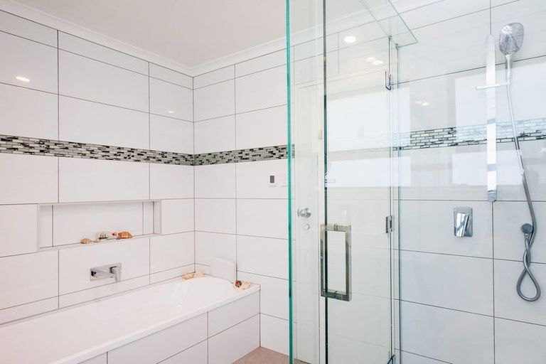 Photo of property in 2 Chelsea Court, Feilding, 4702