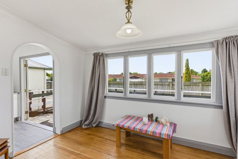 Photo of property in 131 Winchester Street, Levin, 5510