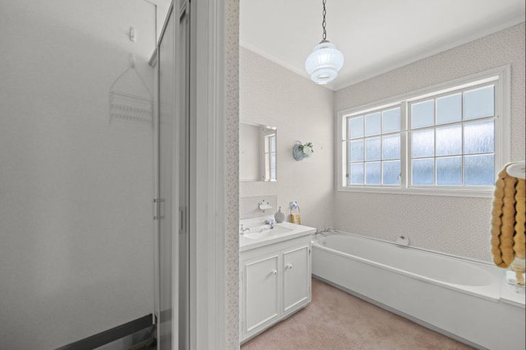 Photo of property in 15a Long Melford Road, Awapuni, Palmerston North, 4412