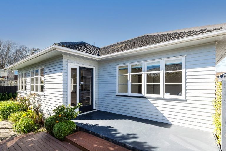 Photo of property in 1/56 Kotare Street, Fendalton, Christchurch, 8041