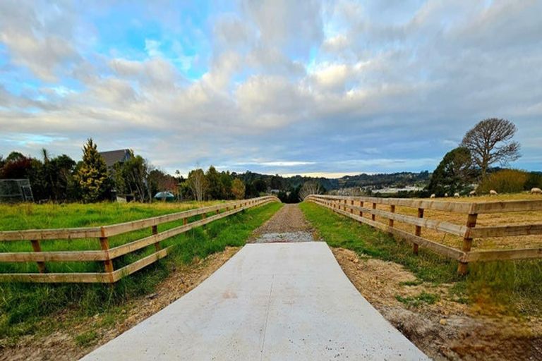 Photo of property in 679 Ridge Road, Riverhead, 0793