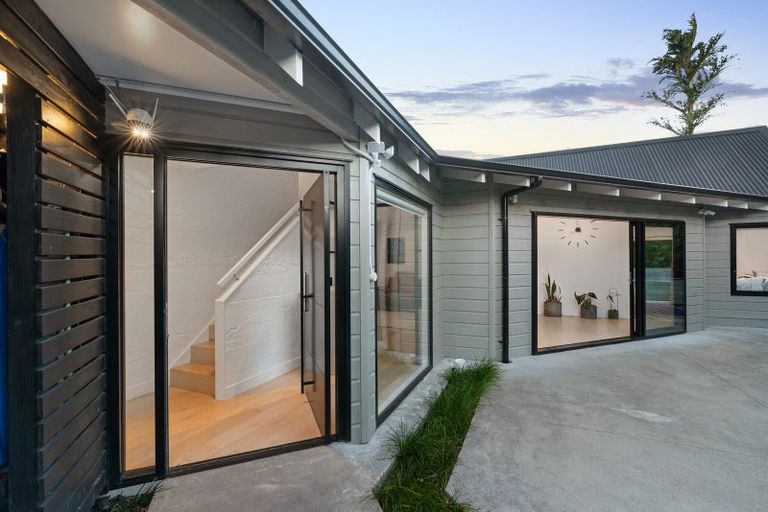 Photo of property in 9 Quebec Road, Milford, Auckland, 0620