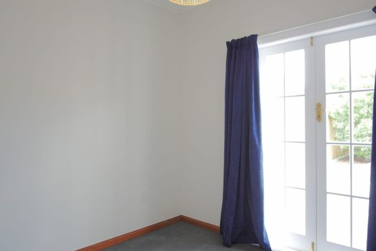 Photo of property in 76 Victoria Avenue, Palmerston North, 4410