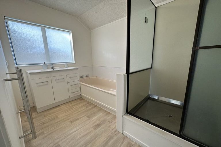 Photo of property in 1/8 Vincent Street, Howick, Auckland, 2014