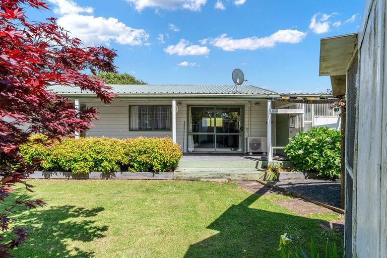 Photo of property in 49 Orere Point Road, Orere Point, Papakura, 2585