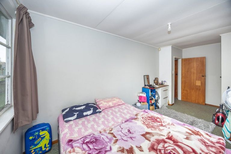 Photo of property in 29 Paul Crescent, Fairfield, Hamilton, 3214