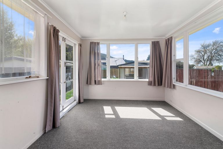 Photo of property in 93 Clayton Road, Mangakakahi, Rotorua, 3015