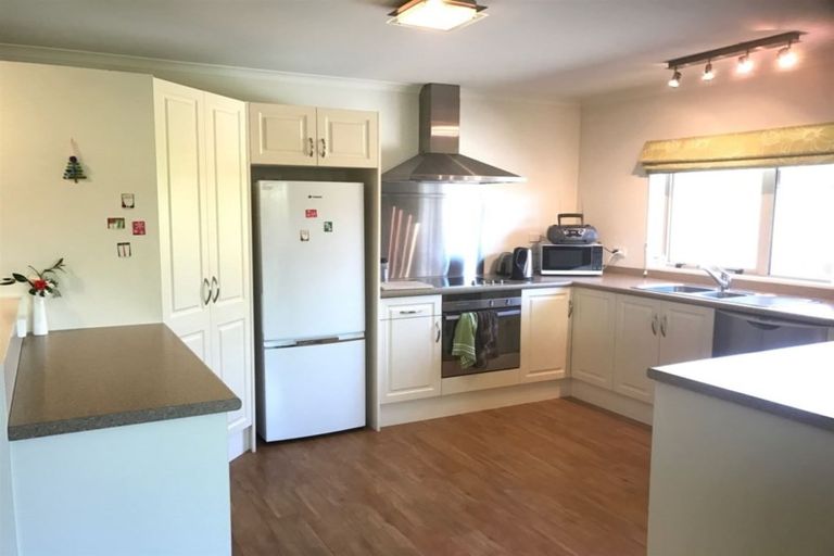 Photo of property in 432c Harewood Road, Harewood, Christchurch, 8051