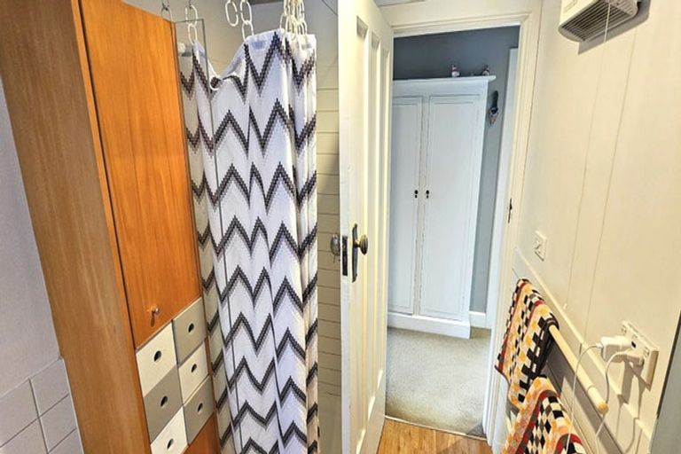 Photo of property in 43 Hartley Street, Foxton Beach, Foxton, 4815