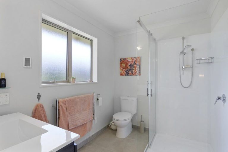 Photo of property in 10 Devon Crescent, Darfield, 7510