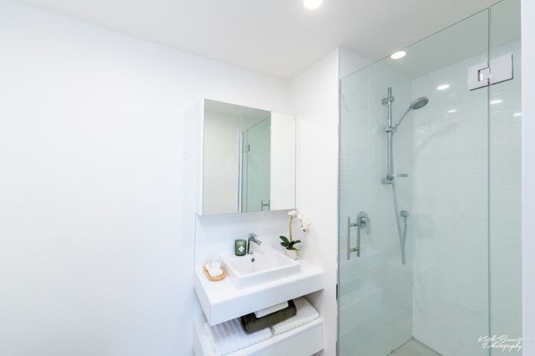 Photo of property in Pinnacle Apartments, W706/160 Victoria Street, Te Aro, Wellington, 6011