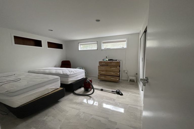 Photo of property in 627 Beach Road, Rothesay Bay, Auckland, 0630