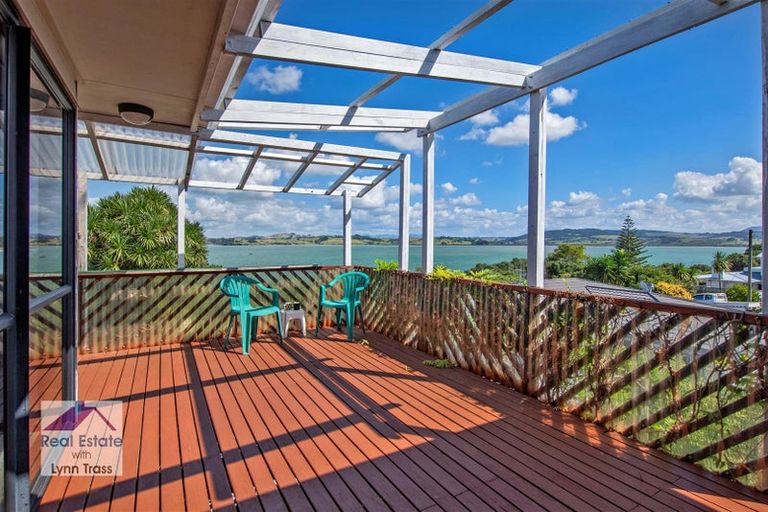 Photo of property in 21 Weir Crescent, Onerahi, Whangarei, 0110