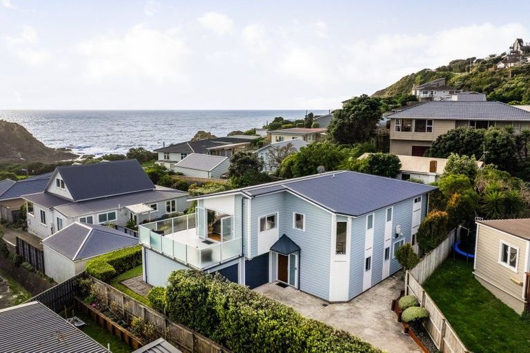 Photo of property in 21a Richard Street, Titahi Bay, Porirua, 5022