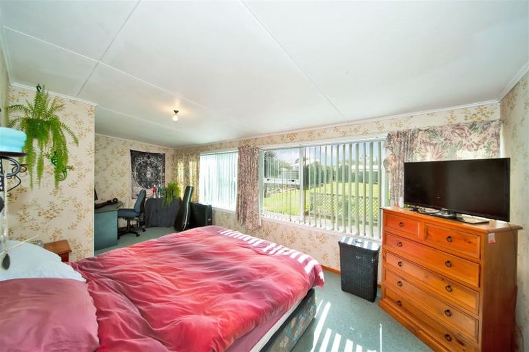 Photo of property in 39 Patu-kukupa Street, Manaia, 4612