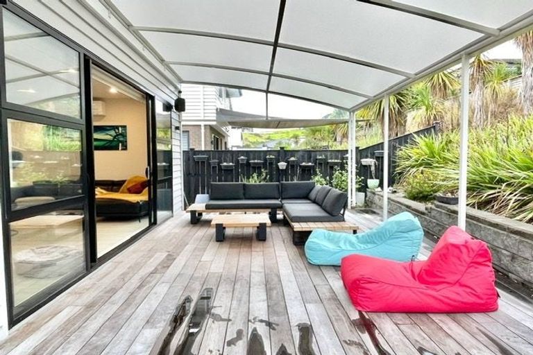Photo of property in 10 Keel Street, Long Bay, Auckland, 0630