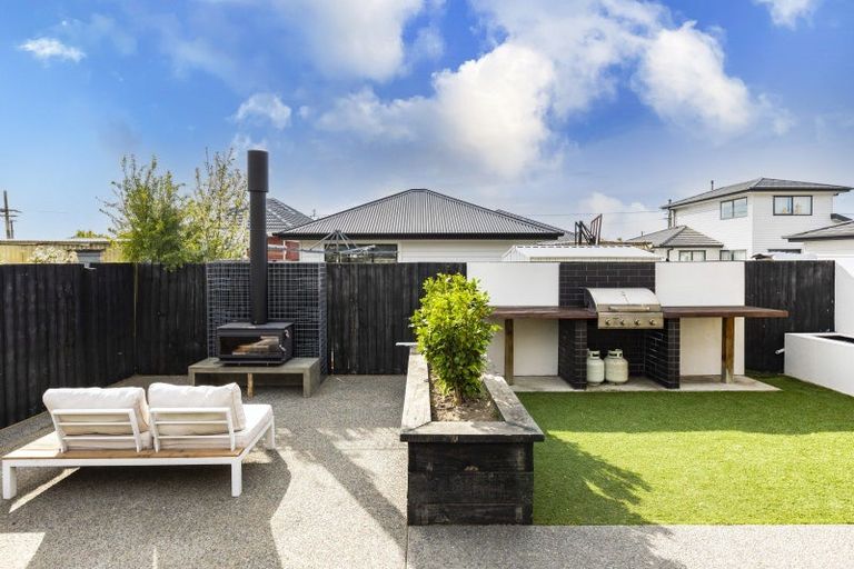 Photo of property in 131a Bower Avenue, New Brighton, Christchurch, 8083