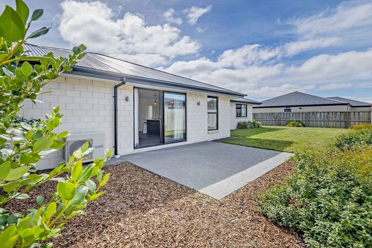 Photo of property in 92 Ridgeway Avenue, Rolleston, 7615