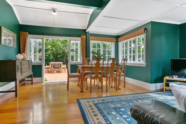 Photo of property in 9 Oakley Avenue, Claudelands, Hamilton, 3214