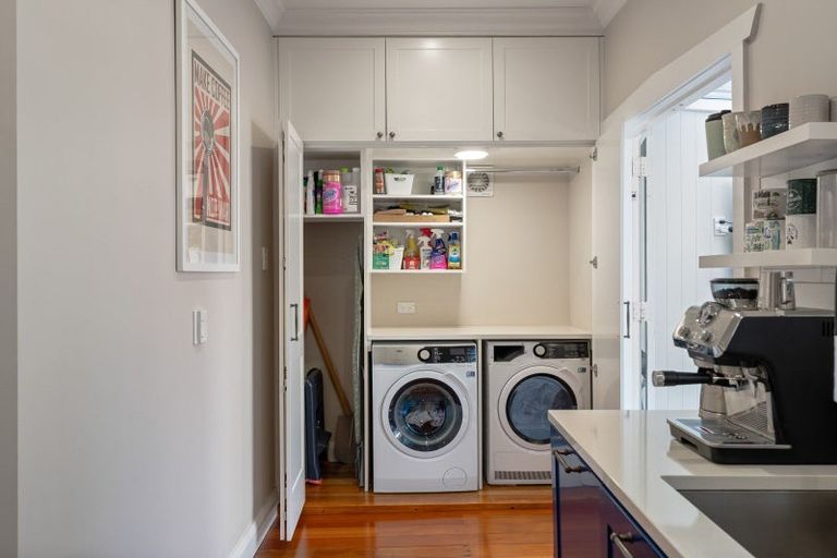 Photo of property in 12 Sunshine Avenue, Karori, Wellington, 6012