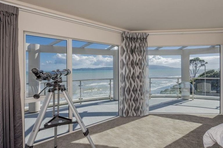 Photo of property in 155 Rosetta Road, Raumati South, Paraparaumu, 5032