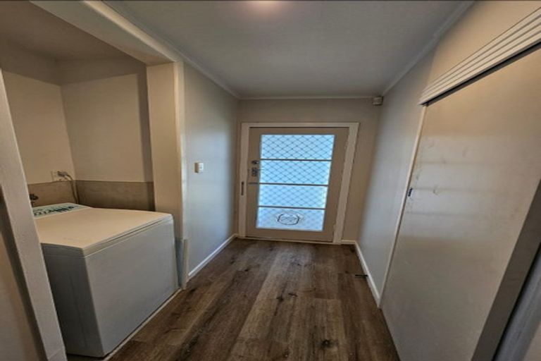 Photo of property in 1/14 View Road, Papakura, 2110