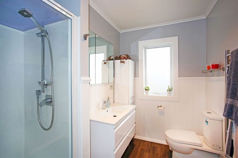 Photo of property in 11 Kayes Road, Pukekohe, 2120