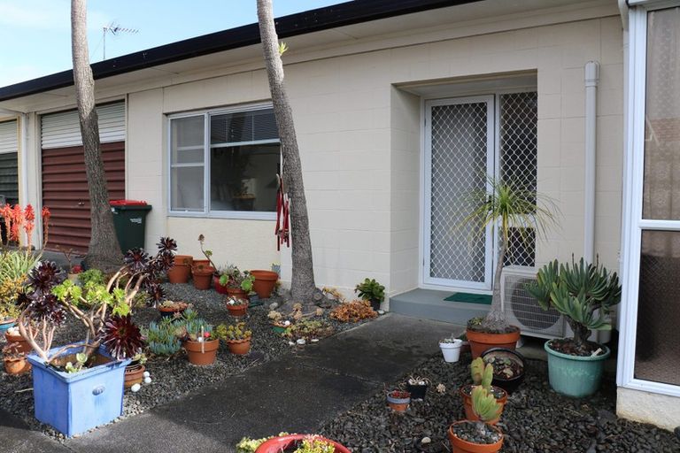 Photo of property in 1/5 Dowling Place, Pakuranga, Auckland, 2010