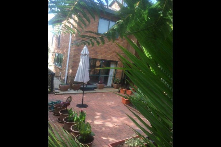 Photo of property in 70 Grand Vue Road, Kawaha Point, Rotorua, 3010