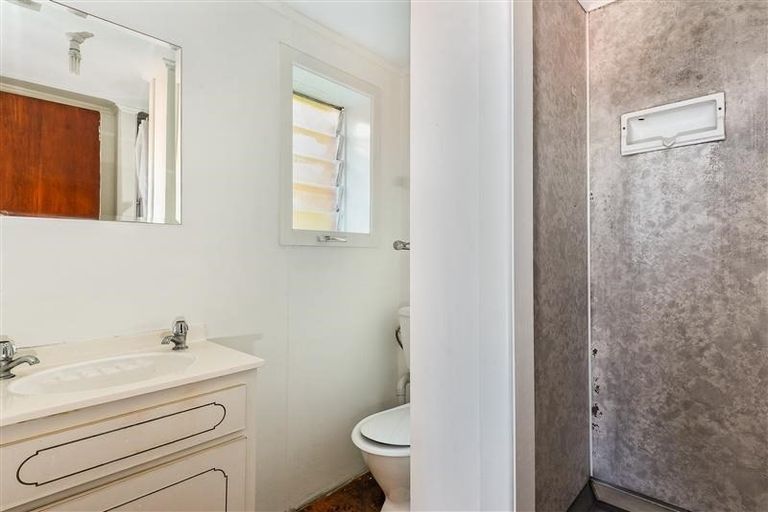 Photo of property in 13 Sudeley Street, Orakei, Auckland, 1071