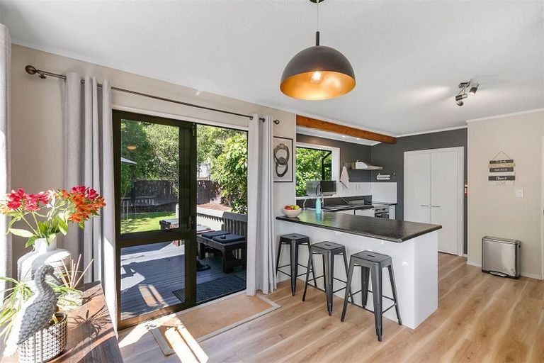 Photo of property in 5 Solway Place, Papakowhai, Porirua, 5024