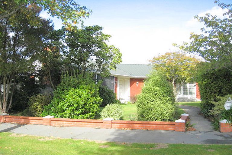 Photo of property in 1 Pulford Place, Ilam, Christchurch, 8041