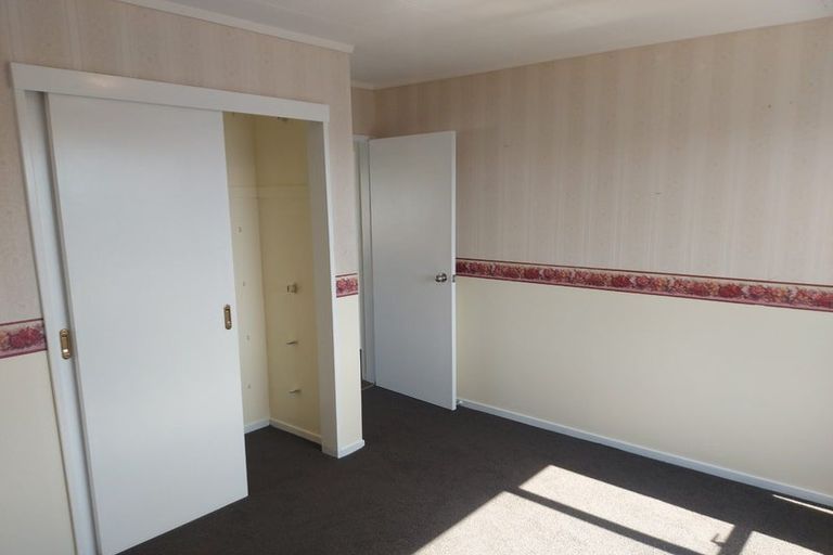 Photo of property in 23 Jasmine Grove, Maungaraki, Lower Hutt, 5010