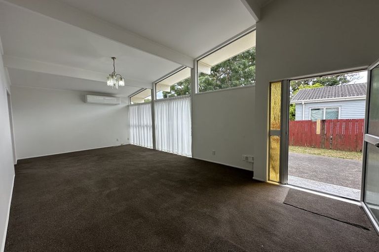 Photo of property in 406 Bucklands Beach Road, Bucklands Beach, Auckland, 2012