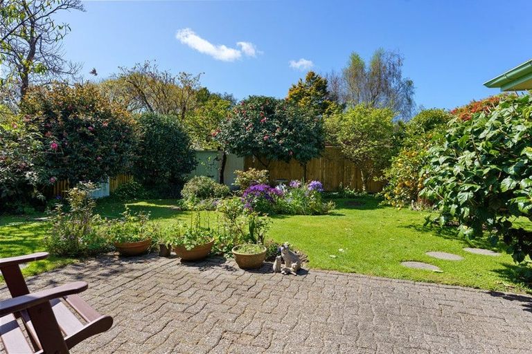 Photo of property in 14 River Glade, Waikanae, 5036