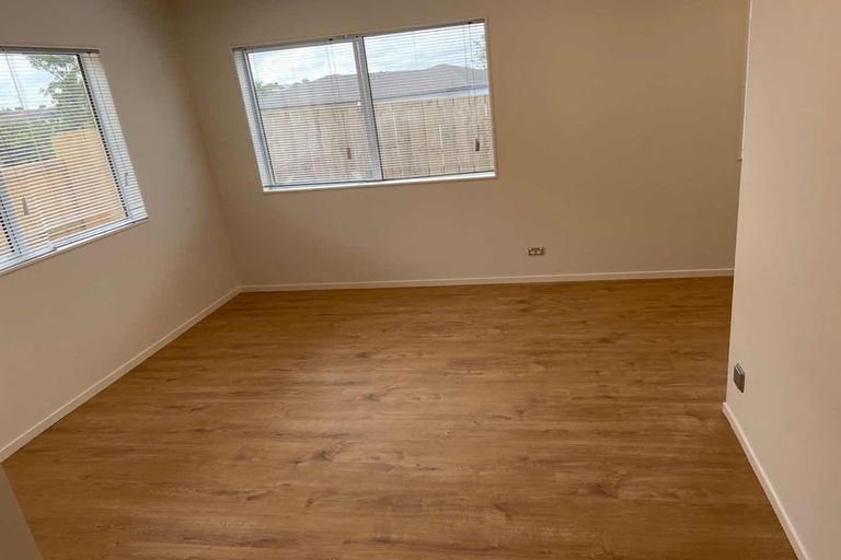 Photo of property in 5 Griffstan Lane, Howick, Auckland, 2010