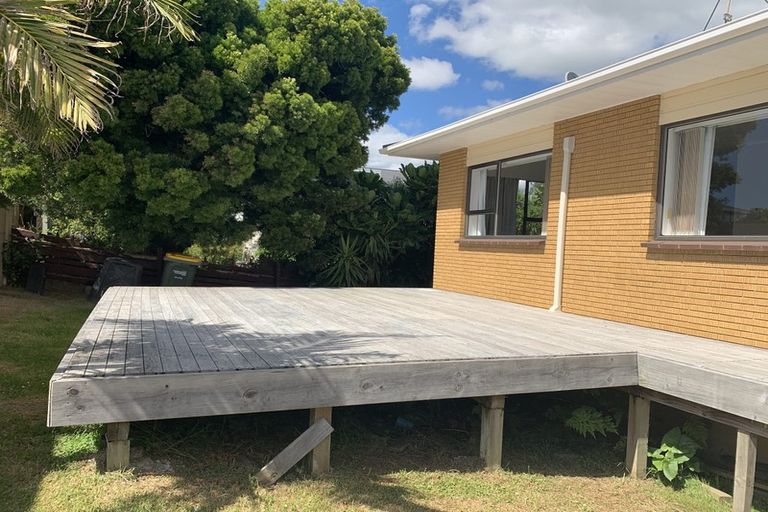 Photo of property in 49 Marellen Drive, Red Beach, 0932