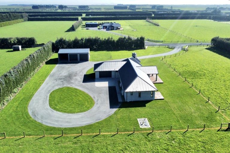 Photo of property in 33 Billy Way, West Plains, Invercargill, 9874