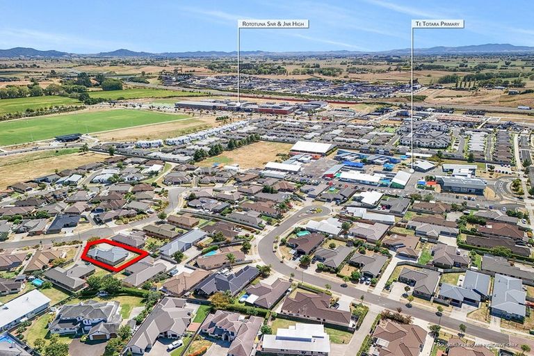 Photo of property in 28 Chesham Street, Rototuna North, Hamilton, 3210