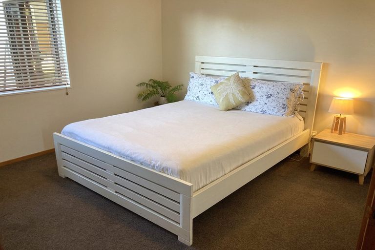 Photo of property in 11 Bay Vista Drive, Red Beach, 0932