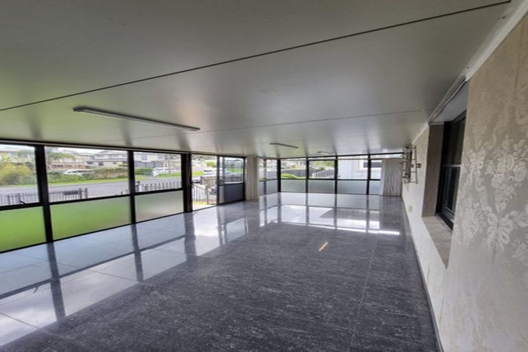 Photo of property in 18 Greenmeadows Avenue, Manurewa East, Auckland, 2102