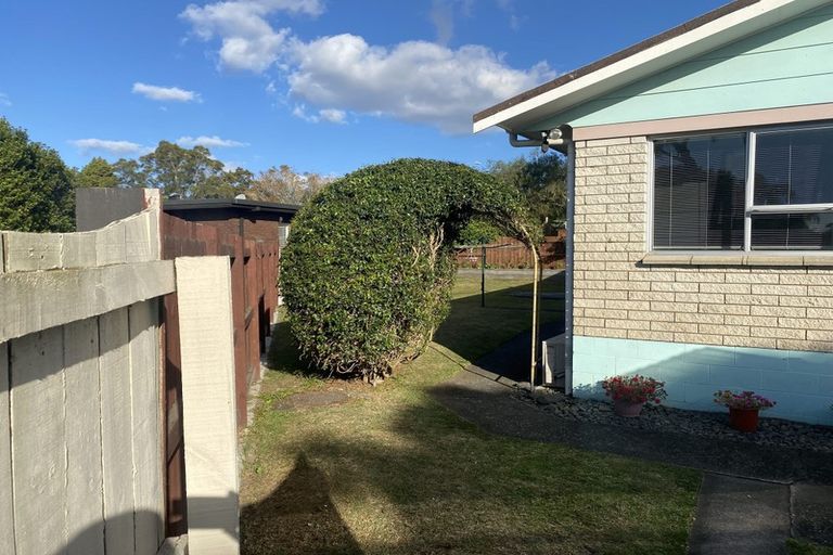 Photo of property in 12b Corolu Place, Conifer Grove, Takanini, 2112