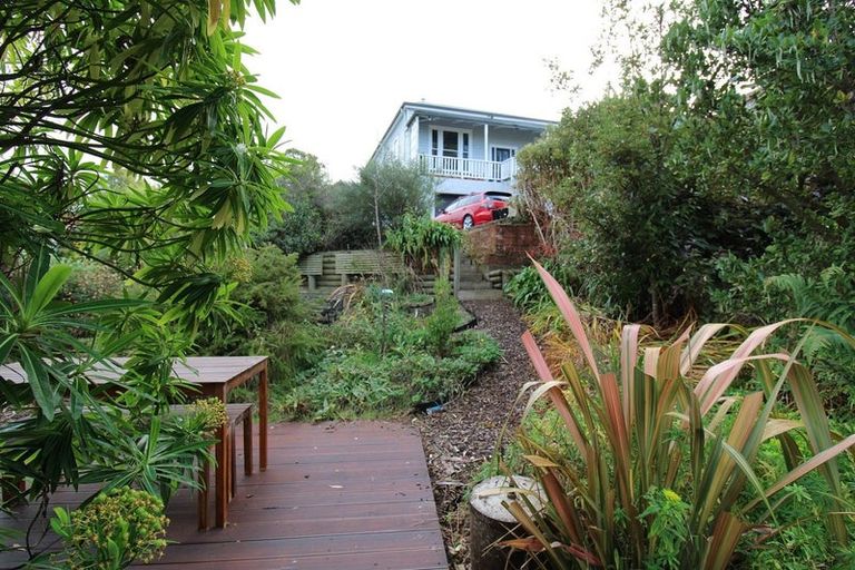 Photo of property in 22 Lawson Street, Roslyn, Dunedin, 9011