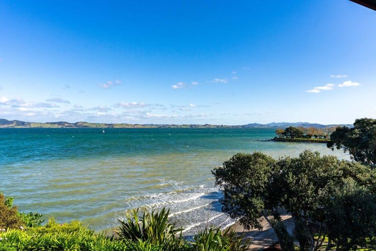 Photo of property in 20 Manganese Point Road, Tamaterau, Whangarei, 0174