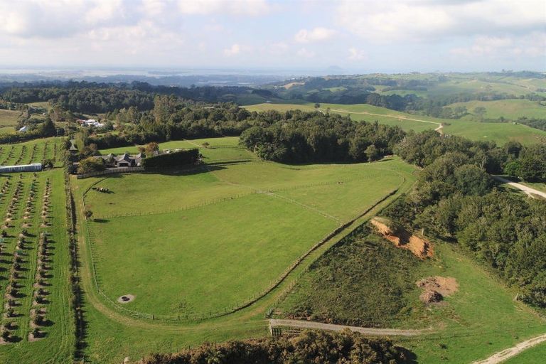 Photo of property in 30 Goodall Road, Snells Beach, 0920