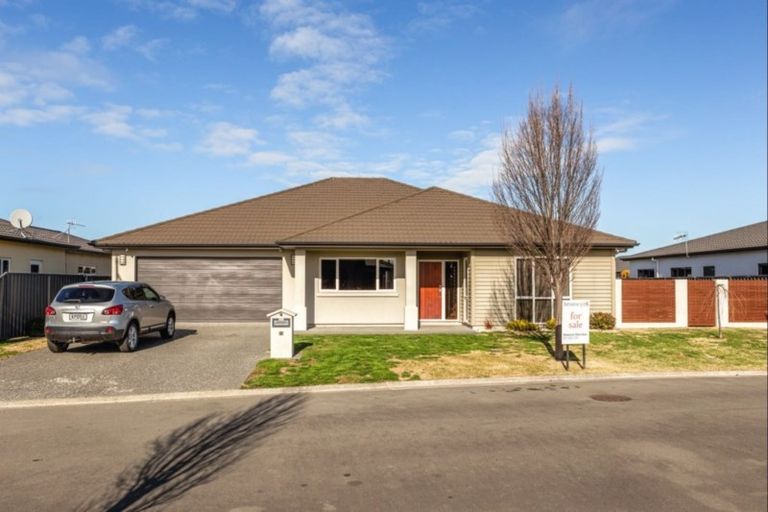 Photo of property in 14 Palliser Place, Poraiti, Napier, 4112