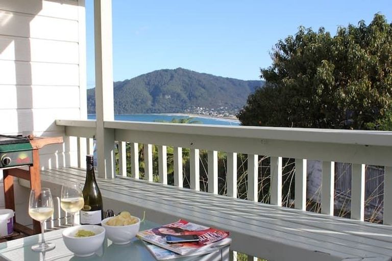 Photo of property in 1a Tirinui Crescent, Tairua, 3508