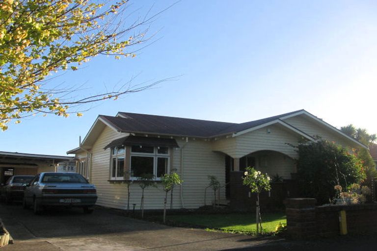 Photo of property in 19 Karamu Avenue, Takaro, Palmerston North, 4410